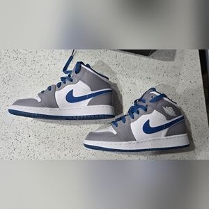 Air Jordan 1 Mid (GS)